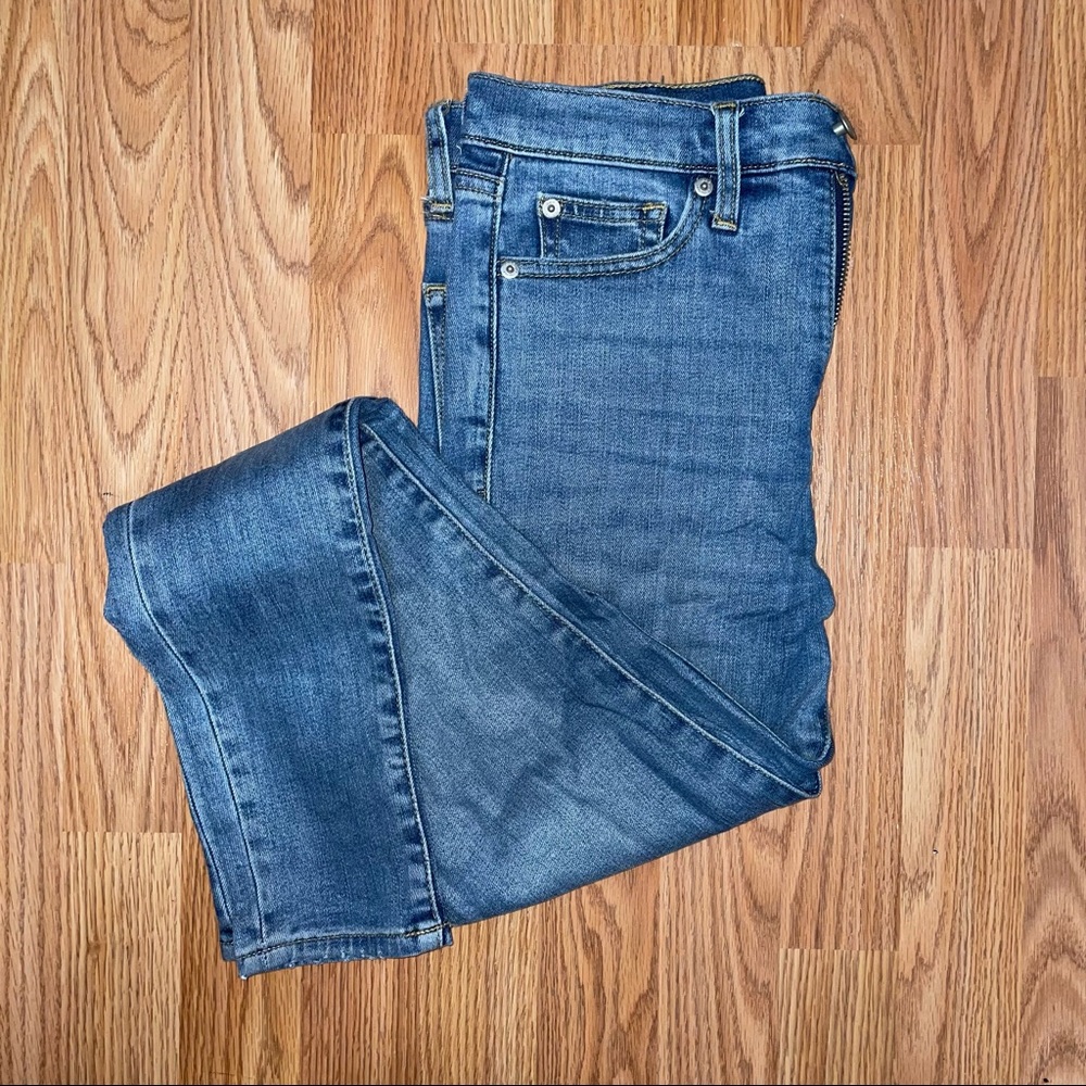 Gap True Skinny Jeans